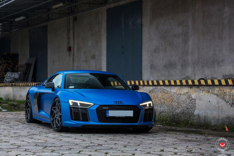  Audi R8 V10 on Vossen Wheels (CG-209T) 2018 года  (фото 13 из 33)